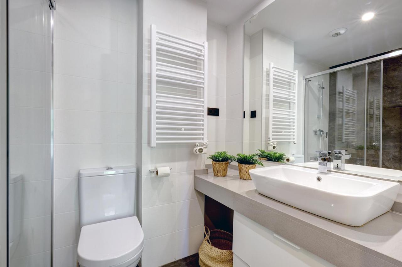 Stylish 2 Bedroom Apartment In Estepona Old Town Dış mekan fotoğraf